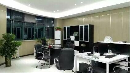 ������䳧��